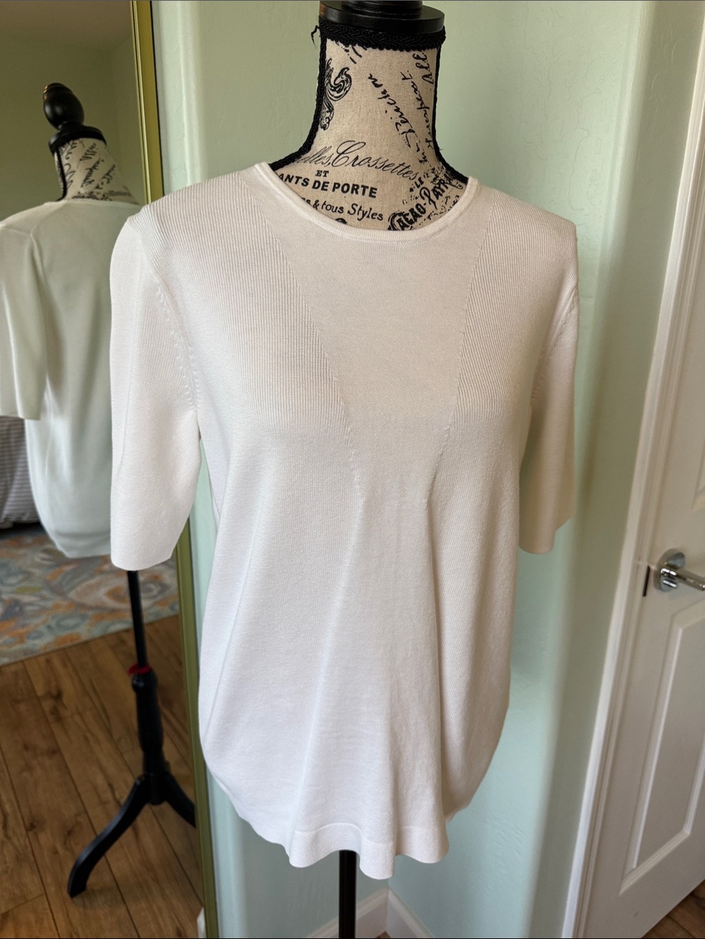 Banana Republic Off-White Short-Sleeve Knit Tee